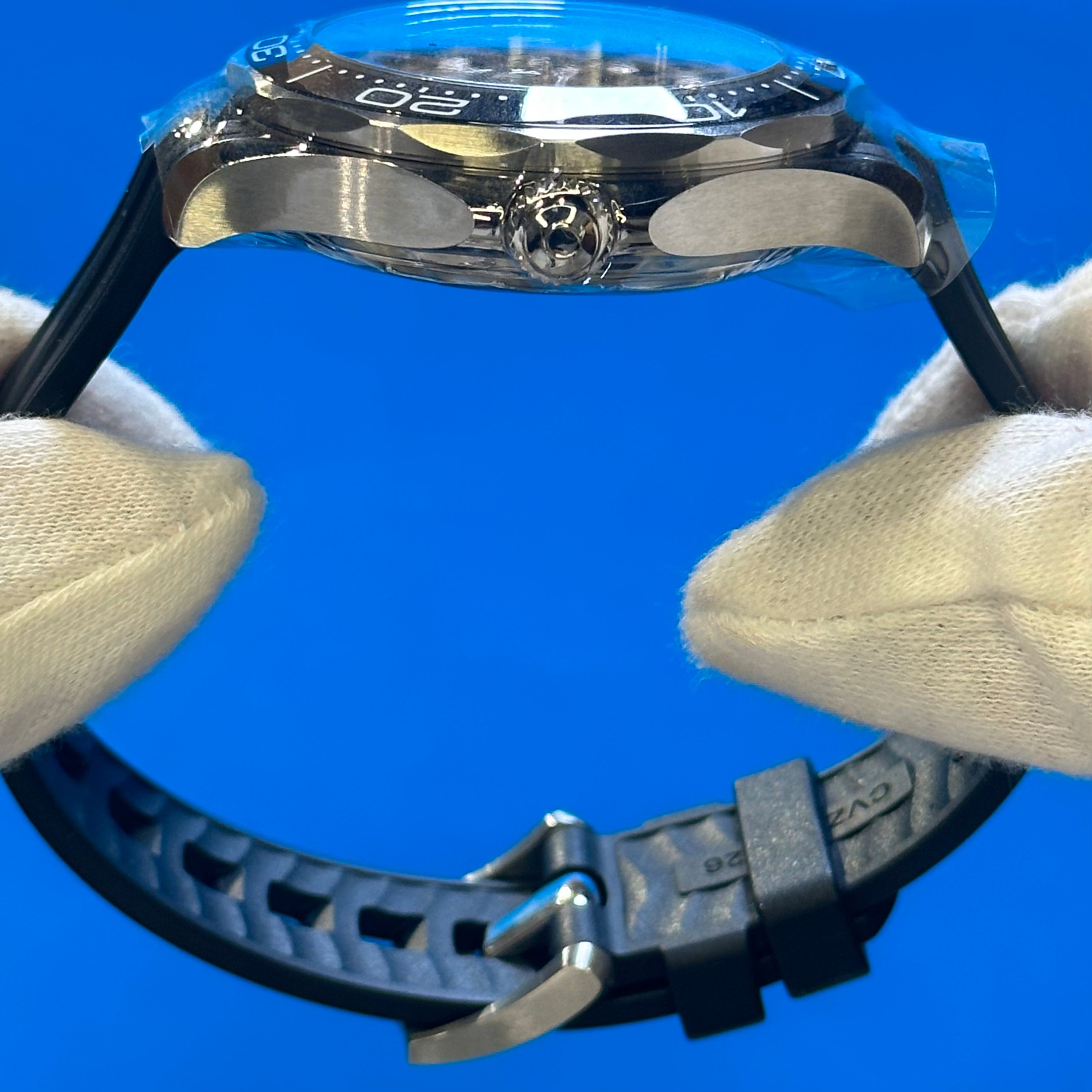 Omega Seamaster Diver 300 m James Bond Limited Edition Set