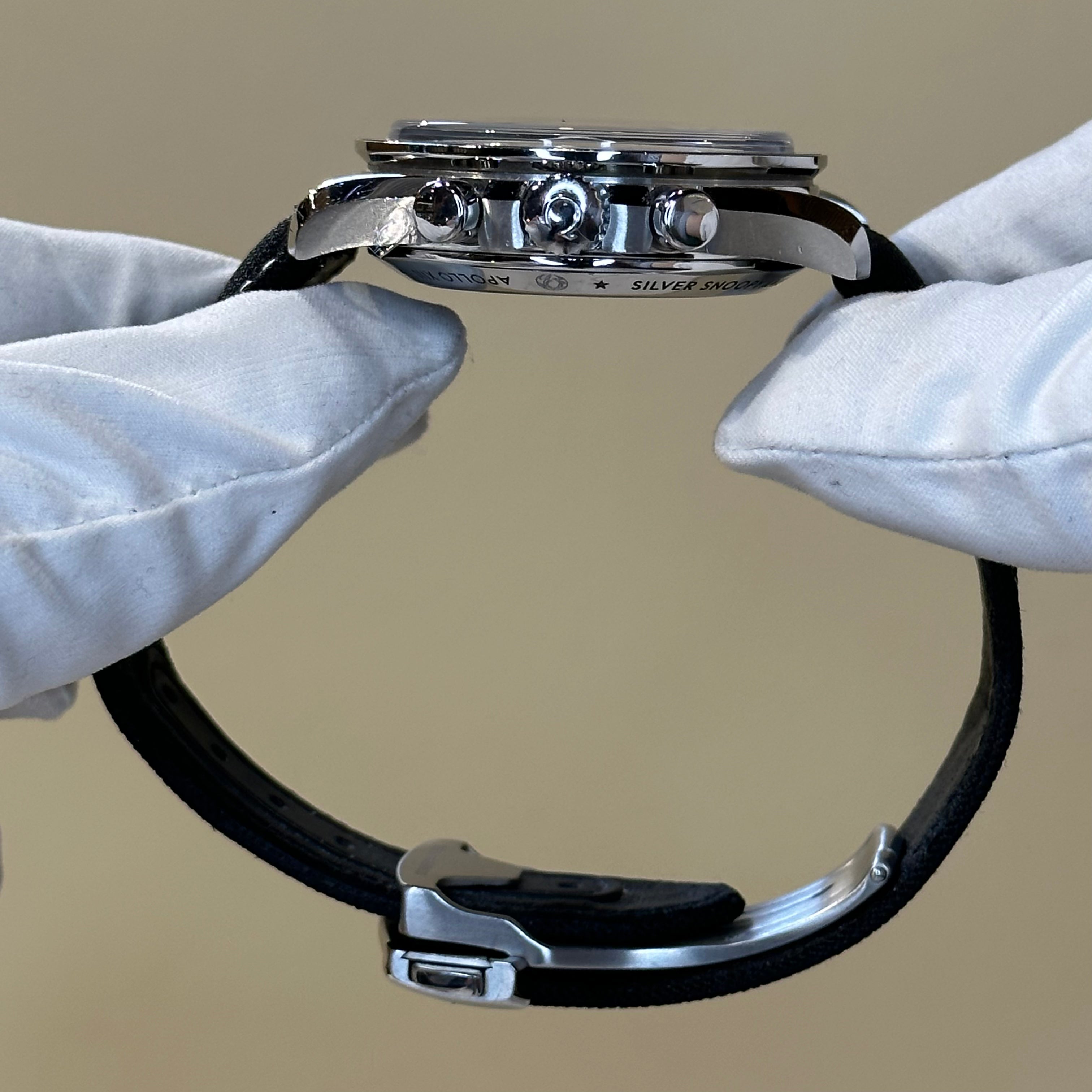 Omega Speedmaster Silver Snoopy ’deposit Taken’ - Watch